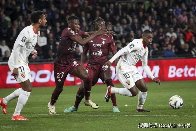 蒙克26+12库里空砍26分 国王大胜勇士4连胜